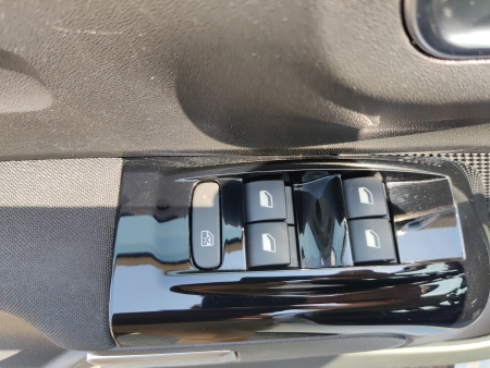 CITROEN C3 III 1.2 PURETECH 83 S&S SHINE – Image 12