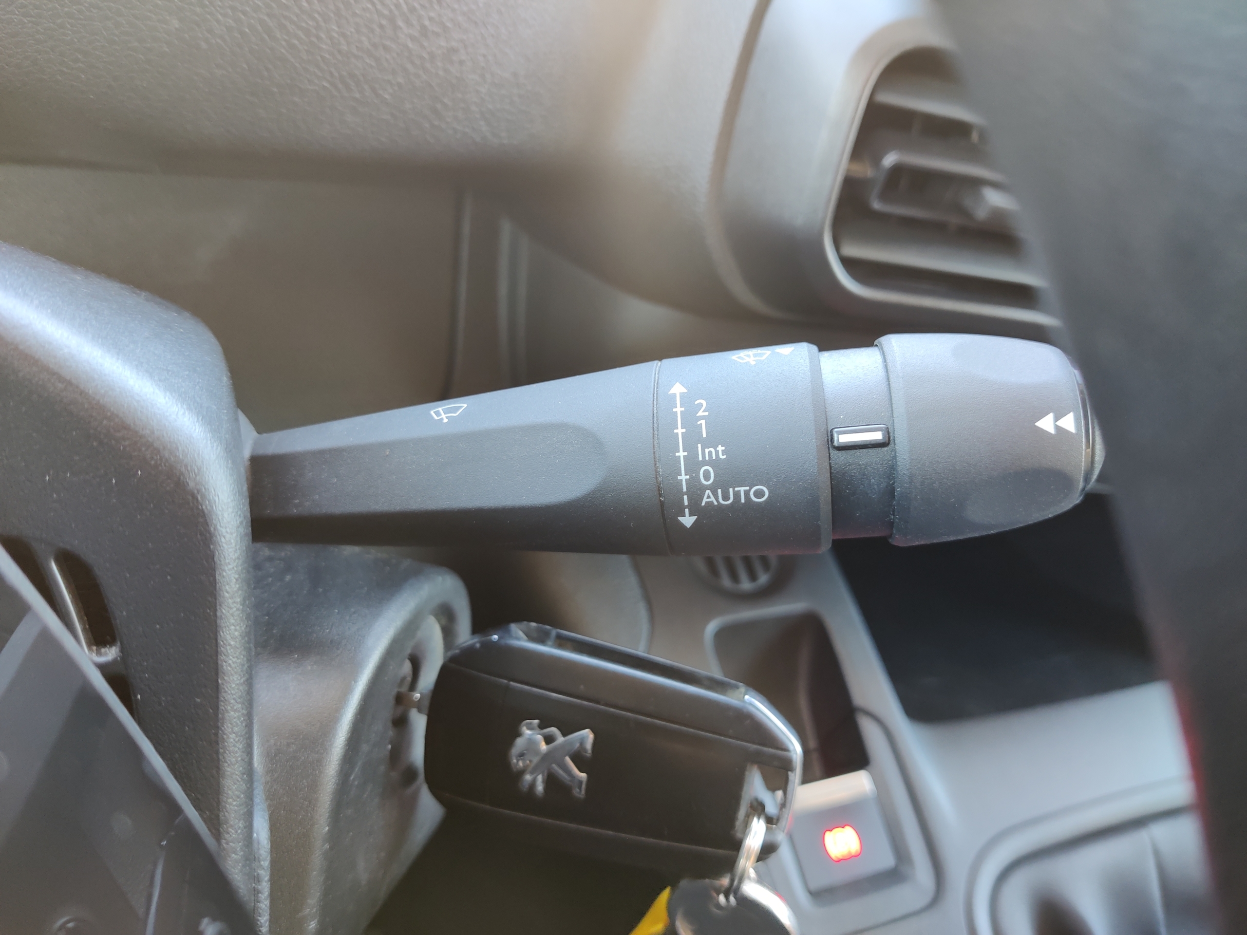 PEUGEOT PARTNER III 1.5 BHDI 100 S&S 1000KG STD ASPHALT – Image 9