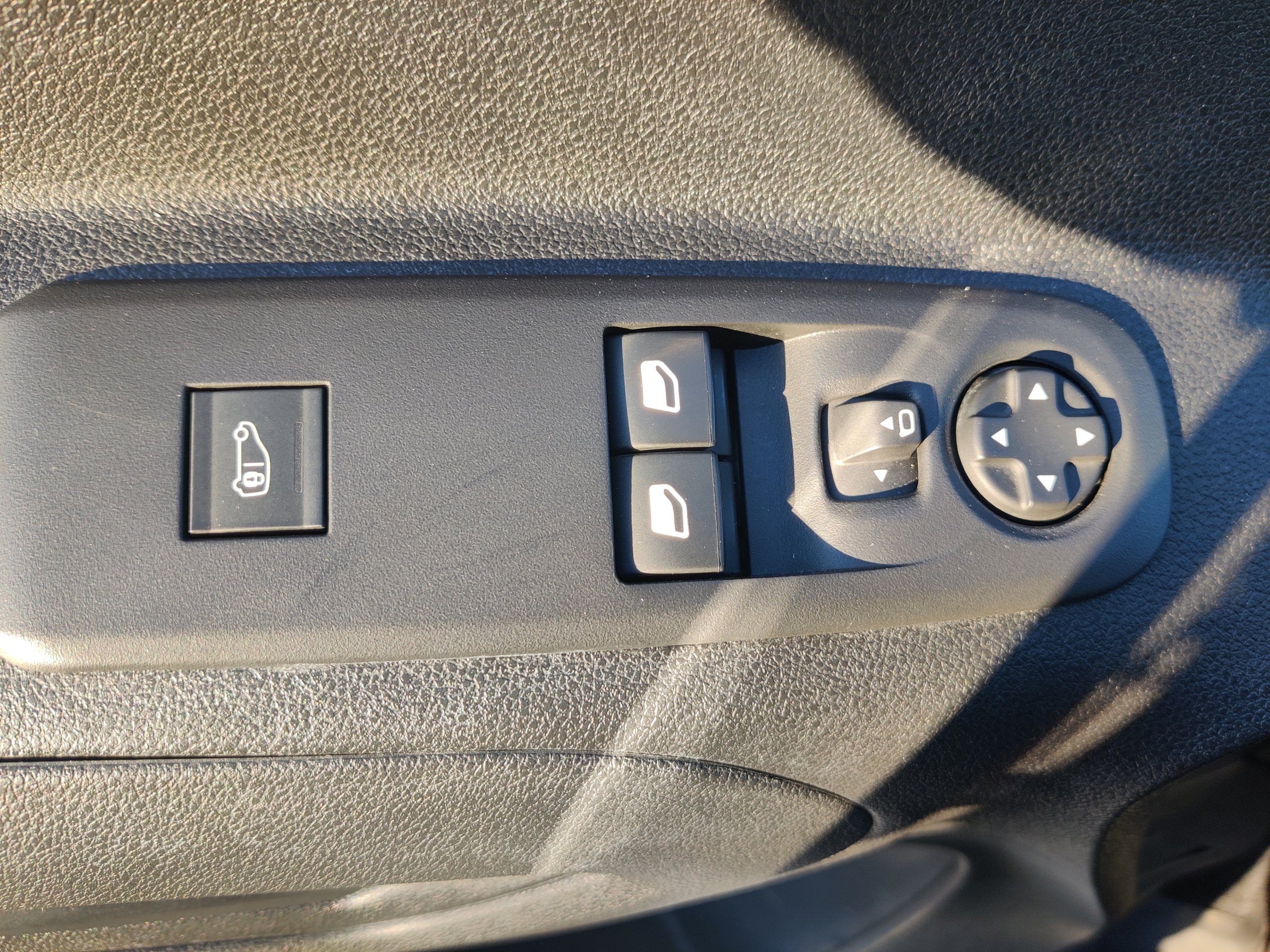 PEUGEOT PARTNER III 1.5 BHDI 100 S&S 1000KG STD ASPHALT – Image 4