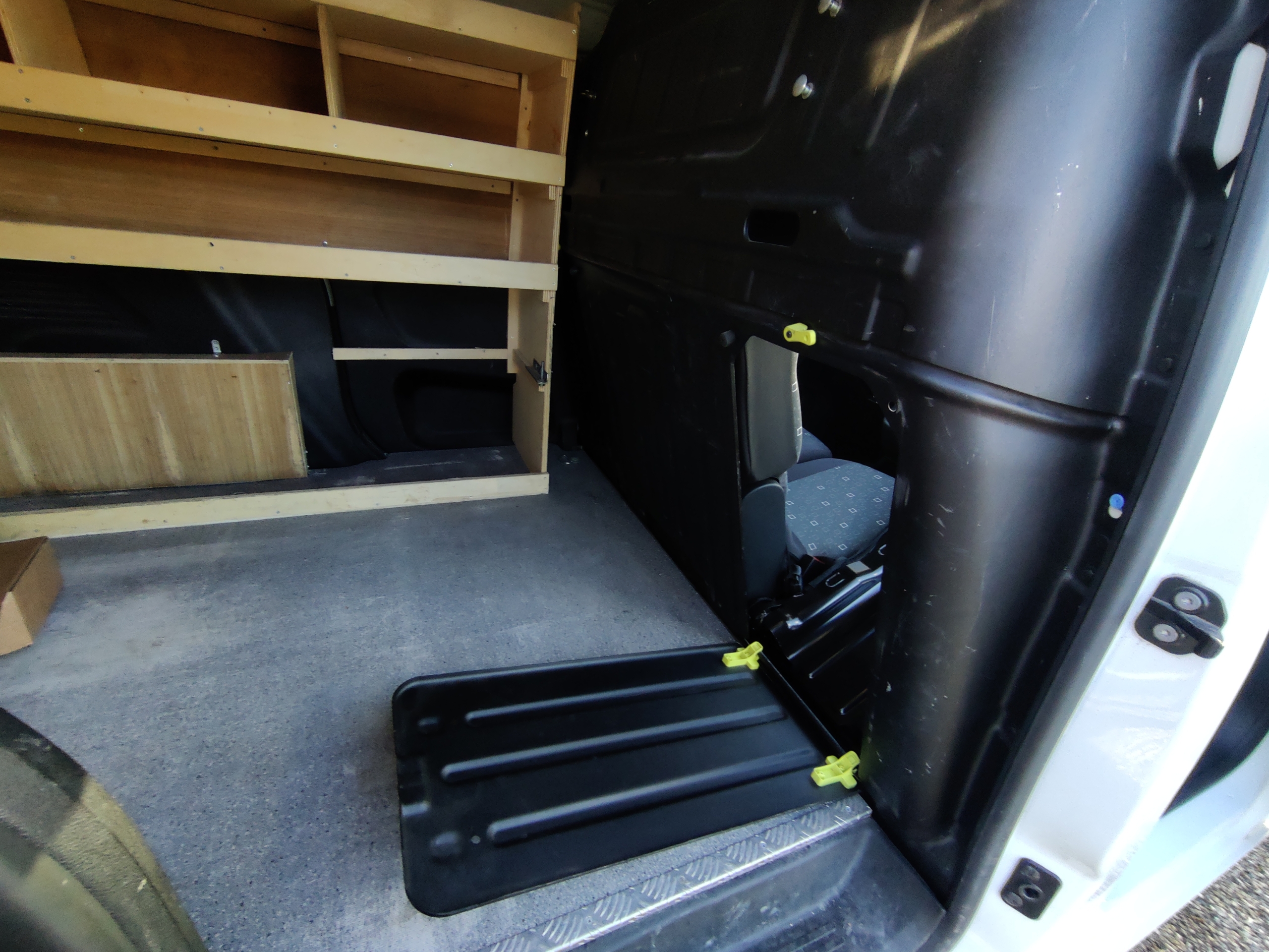 PEUGEOT PARTNER III 1.5 BHDI 100 S&S 1000KG STD ASPHALT – Image 21