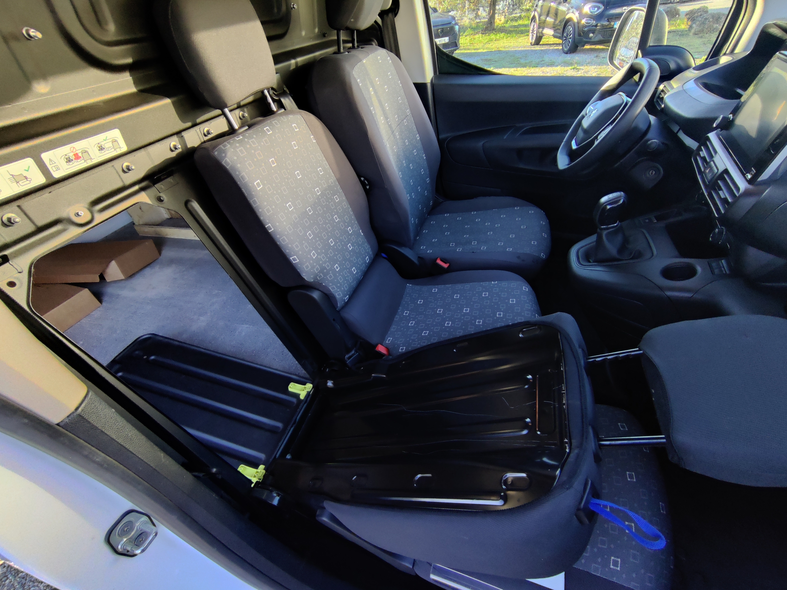 PEUGEOT PARTNER III 1.5 BHDI 100 S&S 1000KG STD ASPHALT – Image 20