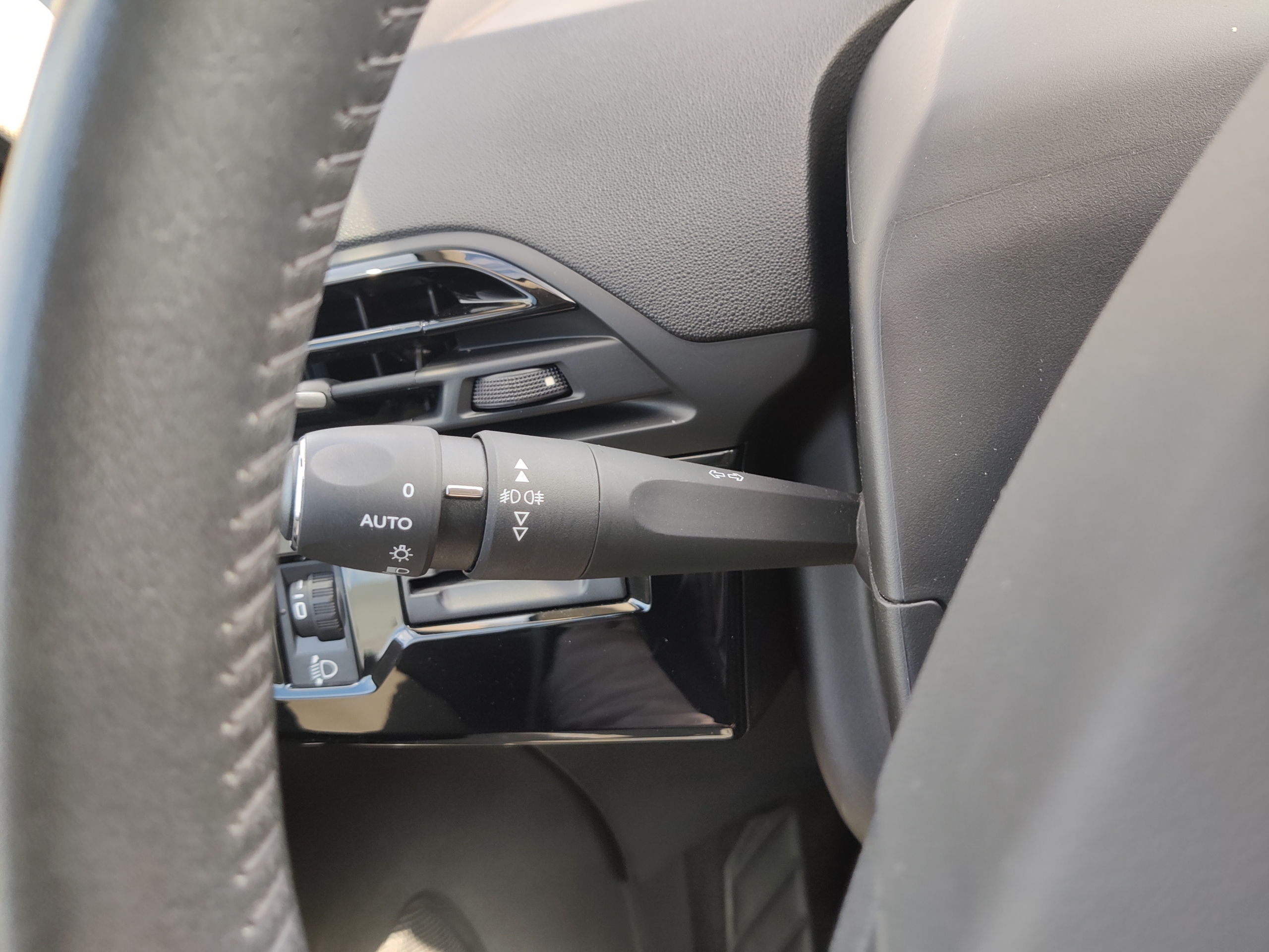 CITROËN GRAND C4 SPACETOURER BHDi 130 S&S BVM6 BUSINESS 7 PLACES – Image 25