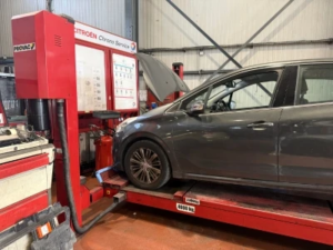 entretien de véhicule à Istres